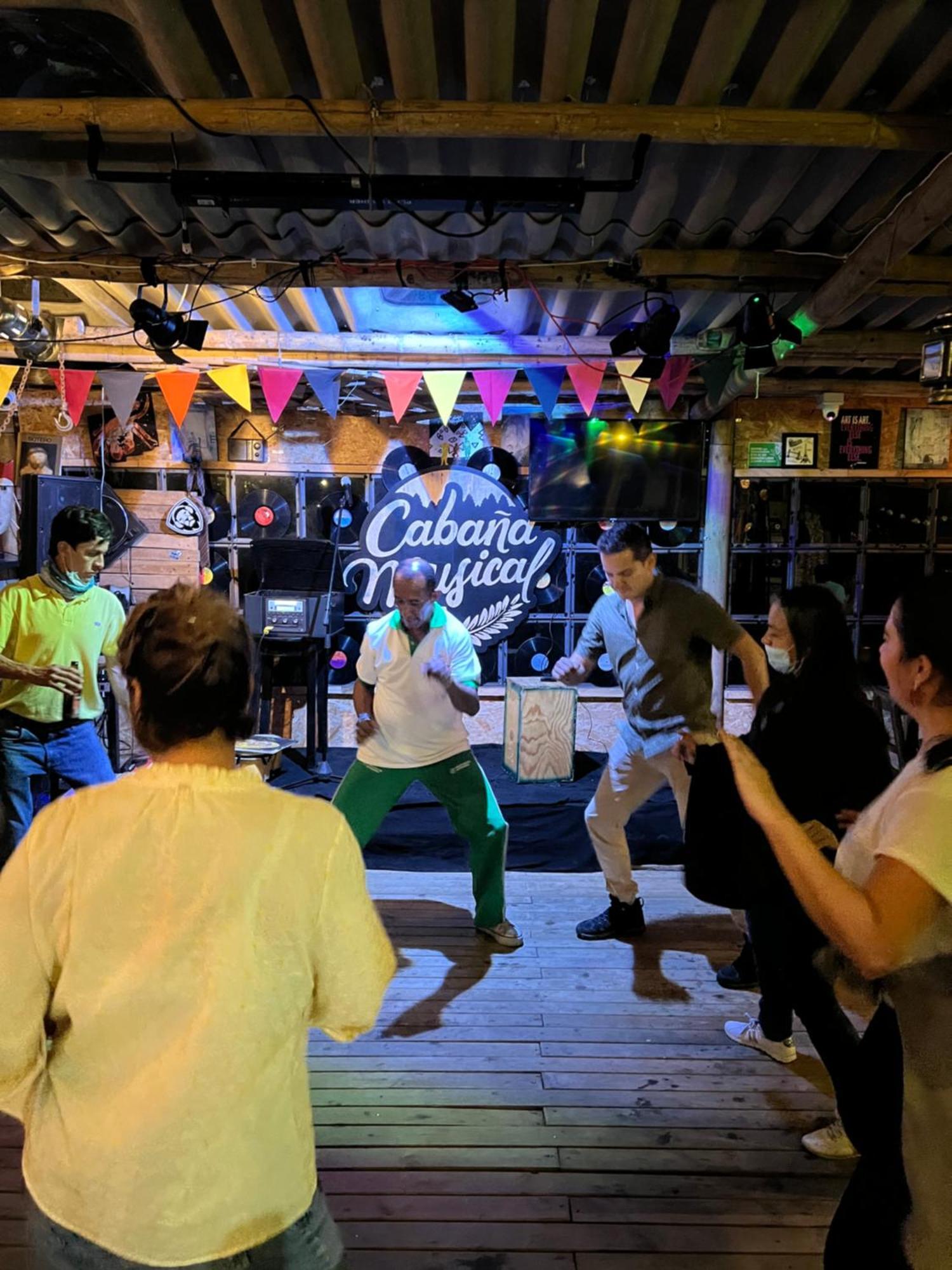 La Cabana Musical Βίλα Μεντεγίν Εξωτερικό φωτογραφία